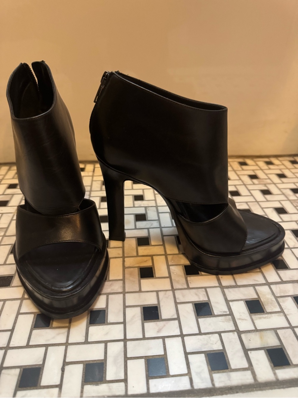 Ann Demeulemeester Black Open-Toe Stiletto Ankle Boots 38
